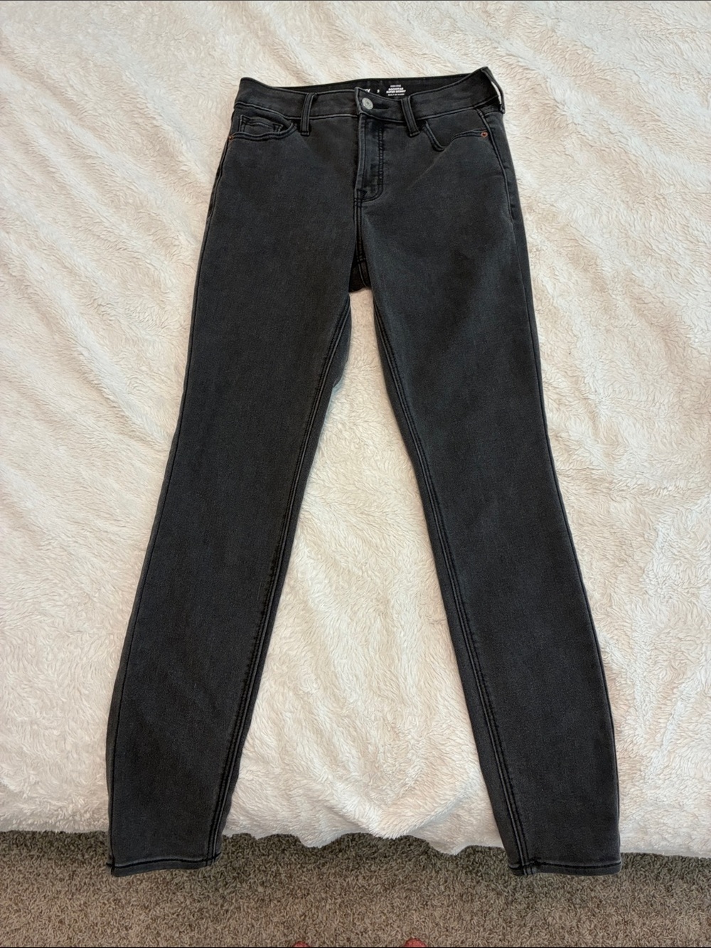 Old Navy Black Women's Skinny Jeans - High Rise